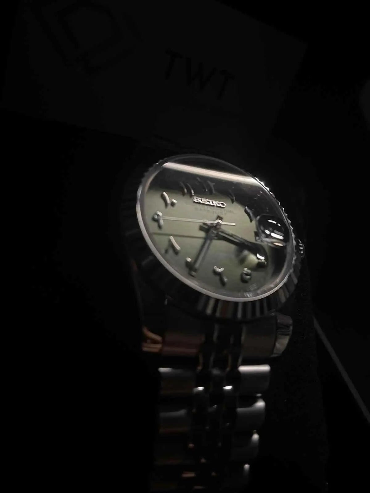 Seiko Mod Datejust Arabic | Olive - TWTwatches