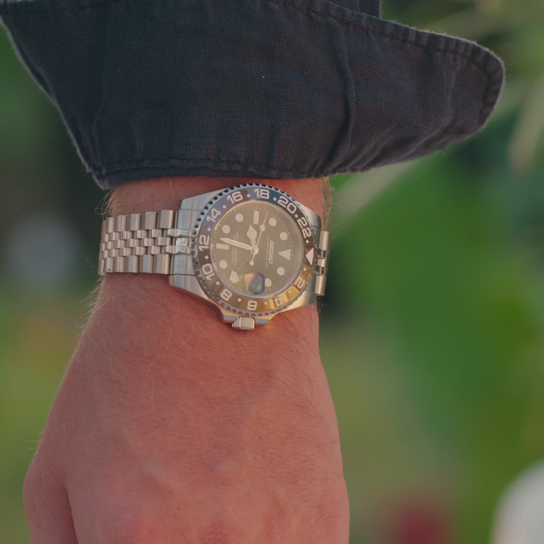 Video laden: Seiko Mod GMT | Bruce Wayne