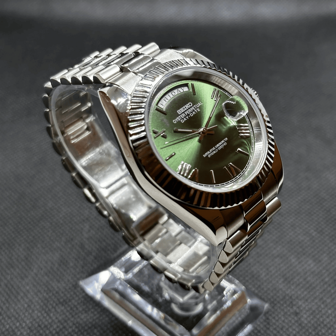 Seiko Mod Day Date | Green - TWTwatches