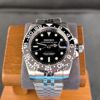 Seiko Mod GMT | Bruce Wayne - TWTwatches