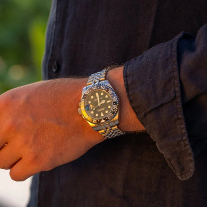 Seiko Mod GMT | Bruce Wayne - TWTwatches