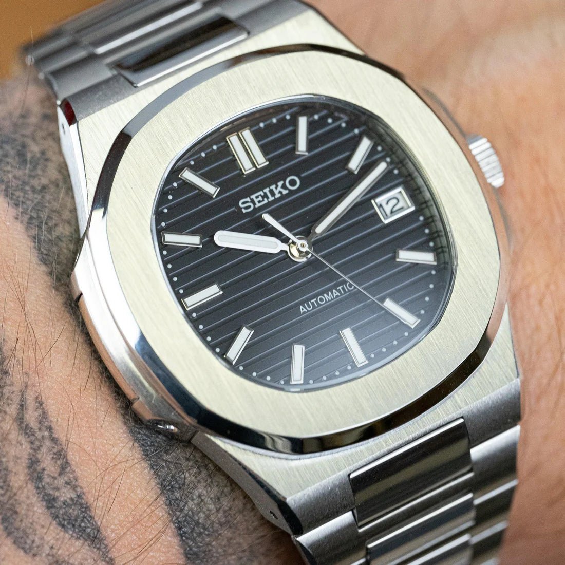 Seiko Mod Nautilus | Black - TWTwatches